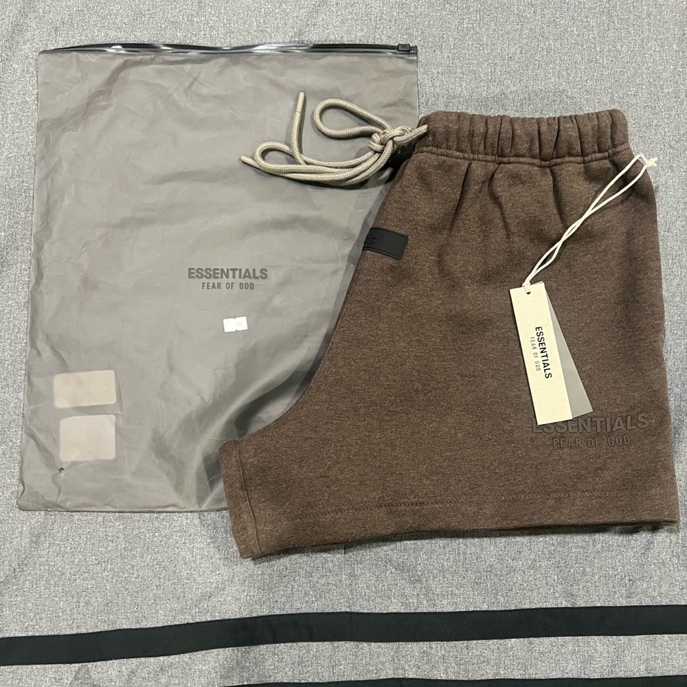 Essential Fear Of God Men’s Sweat Short